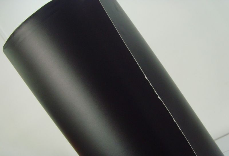 Matná fólie 100cm x 152cm černá
