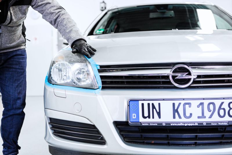 Koch Chemie Headlight Polish Set - Set za obnovu farova