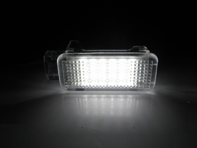 Belső LED világítás - Audi / Seat / Škoda / VW (2db)