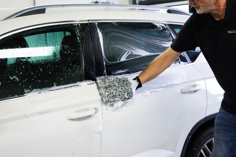 Koch Chemie Exterior Wash Mitt - Luva de lavagem em microfibra