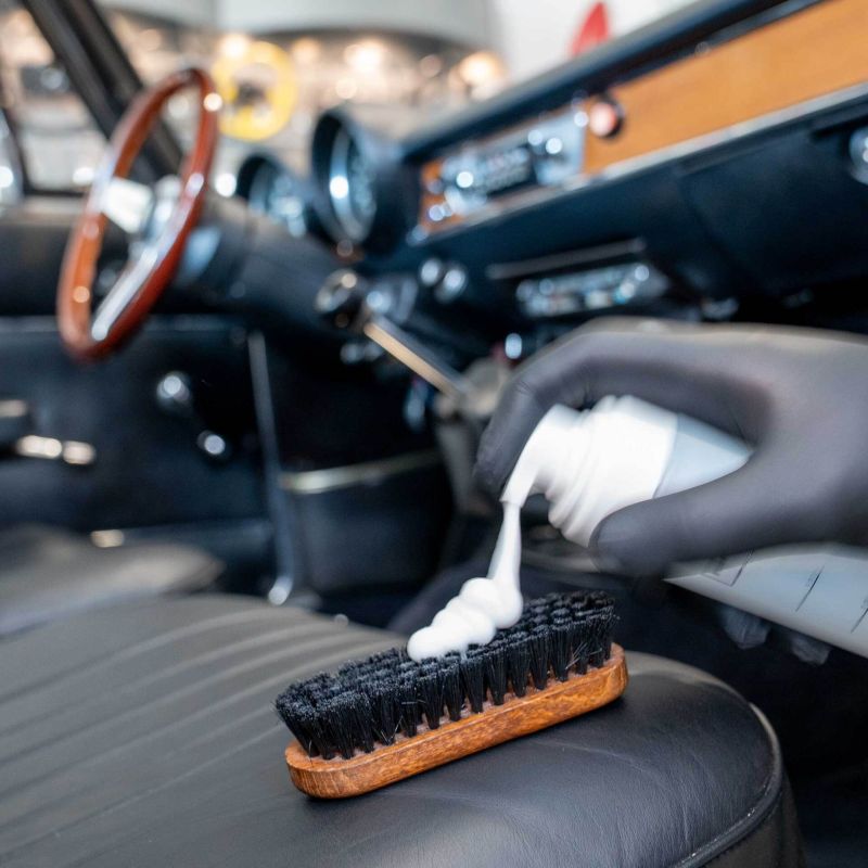COLOURLOCK Classic Car Leather Care Set – set za njegu istrošene kože veterana