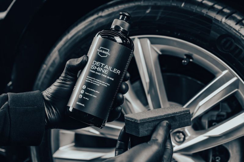 Nasiol DETAILERSHINE univerzální čistič pneumatik, 500 ml