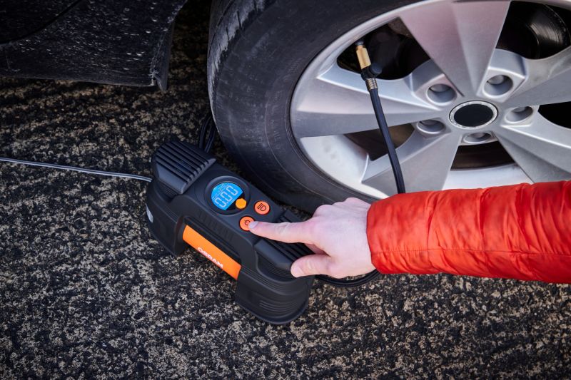 Compresor digital Osram TYREinflate OTI830