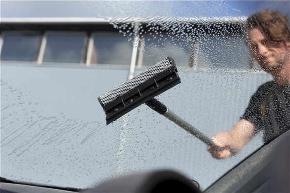 Vikan Windscreen Scraper Teleskopisch 710mm - Abzieher mit Schwamm für die Scheibenreinigung