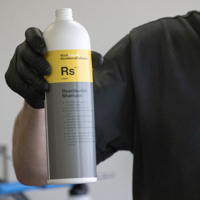 Koch Chemie Reactivation Shampoo (Rs) - Shampoo Ácido para Carros 1L
