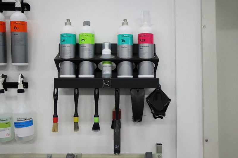 Koch Chemie Bottle & brush holder - Suporte para garrafas e pincéis