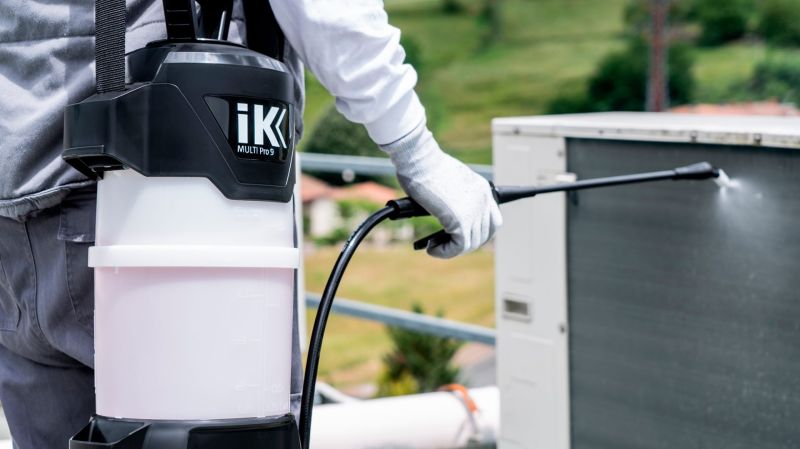 iK MULTI PRO 9 - Pulverizador de pressão manual